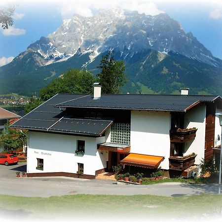 Haus Bergfrieden Hotel Lermoos Exterior photo